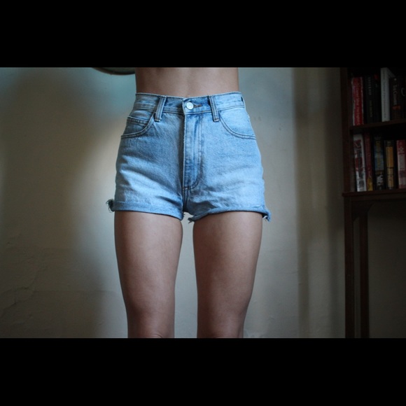 Brandy Melville Pants - Brandy Melville high-waisted shorts ✨